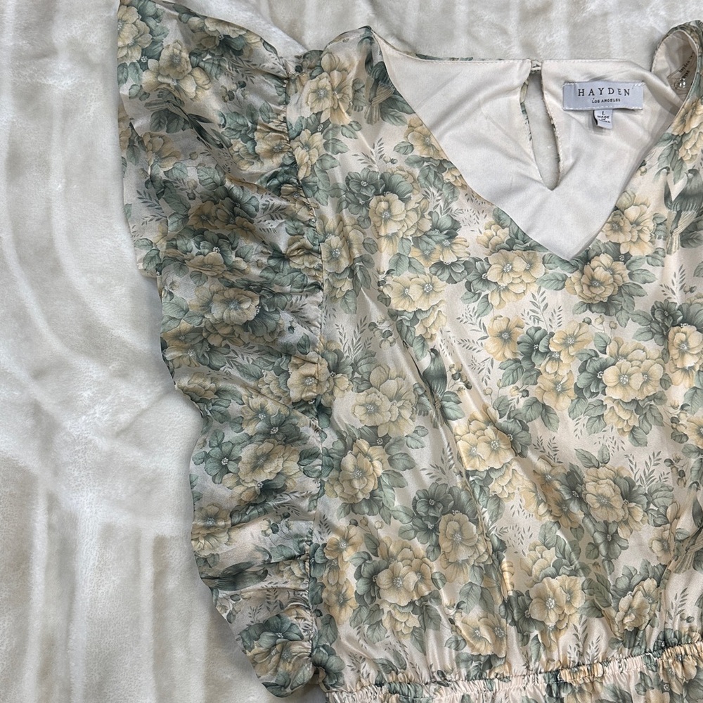 Floral Ruffle Dress - Picture 4 of 4